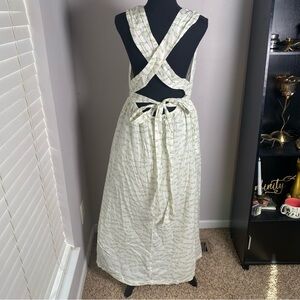 A New Day Size Medium NWT Maxi green and cream fish dress